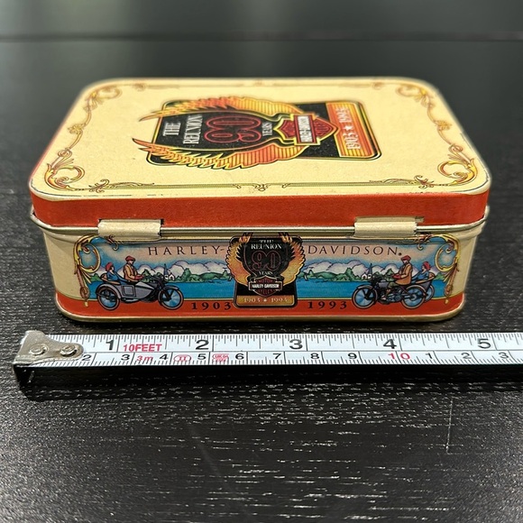Harley-Davidson Vintage 90th Anniversary Tin - Picture 6 of 7
